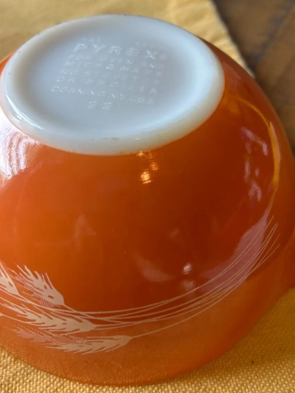 Pyrex bowls set    